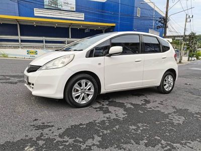 2013 Honda Jazz s - used.thaimotorshow.com