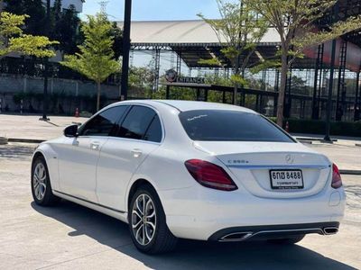 2017 Mercedes-Benz C350e Avantgarde - used.thaimotorshow.com