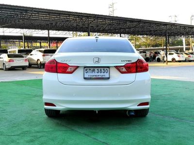 2016 Honda City 1.5 V - used.thaimotorshow.com