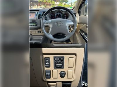 2013 Toyota Fortuner 3.0 V - used.thaimotorshow.com