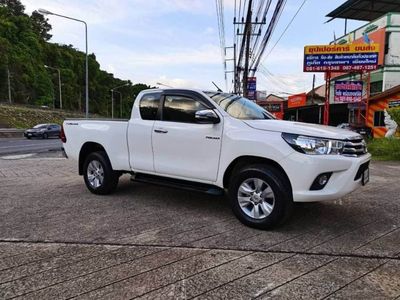 2016 Toyota Hilux Revo - used.thaimotorshow.com