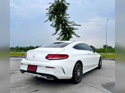 Mercedes-Benz C250 Coupe 2018 - used.thaimotorshow.com