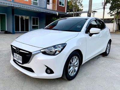 2016 Mazda Mazda2 - used.thaimotorshow.com