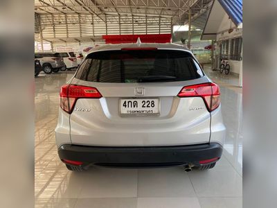 2015 Honda HR-V 1.8 E - used.thaimotorshow.com