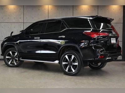 2019 Toyota Fortuner 2.8 TRD SPORTIVO - used.thaimotorshow.com