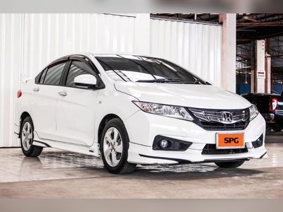 2015 Honda City 1.5 V Plus - used.thaimotorshow.com