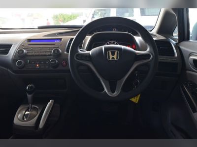 2011 Honda Civic 1.8 FD - used.thaimotorshow.com