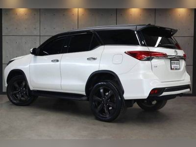 2017 Toyota Fortuner 2.8 TRD Sportino - used.thaimotorshow.com