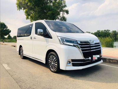 2020 Toyota Majesty 2.8 Premium 6A/T - used.thaimotorshow.com