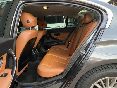 BMW 320i 2.0 Luxury 2015 - used.thaimotorshow.com