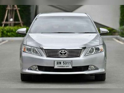 2012 Toyota Camry 2.0 G - used.thaimotorshow.com