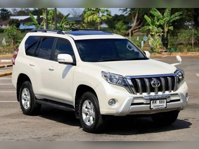 2015 Toyota Landcruiser Prado 150 TX - used.thaimotorshow.com