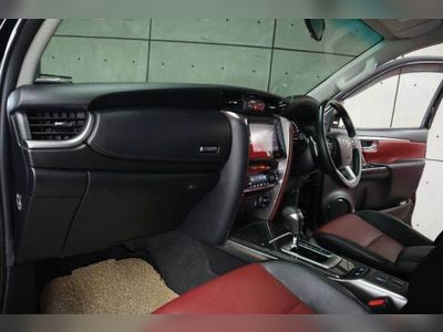 2019 Toyota Fortuner 2.8 TRD SPORTIVO - used.thaimotorshow.com