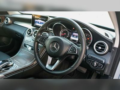 2017 Mercedes-Benz C350e - used.thaimotorshow.com