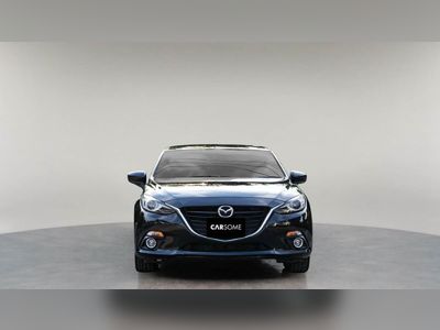 2015 Mazda Mazda3 - used.thaimotorshow.com