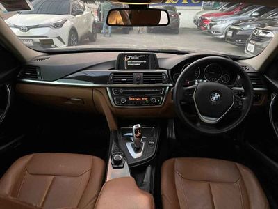 BMW 320i 2.0 Luxury 2015 - used.thaimotorshow.com