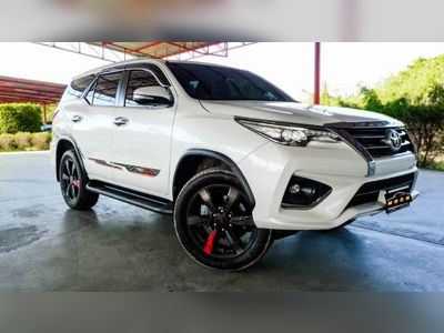 2017 Toyota Fortuner 2.8 - used.thaimotorshow.com