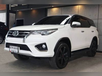 2017 Toyota Fortuner 2.8 TRD Sportino - used.thaimotorshow.com