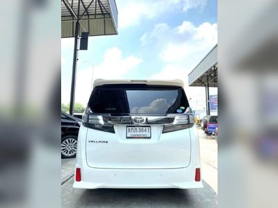 2015 Toyota Vellfire 2.5ZG - used.thaimotorshow.com