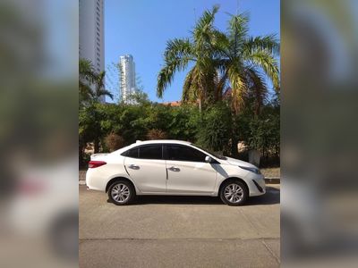 2017 Toyota Yaris Ativ - used.thaimotorshow.com