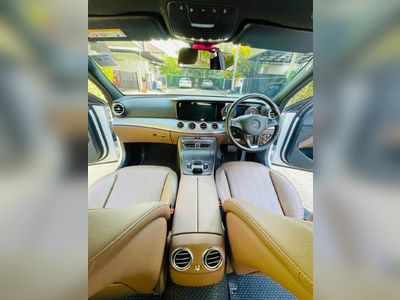 2017 Mercedes-Benz  E350e - used.thaimotorshow.com