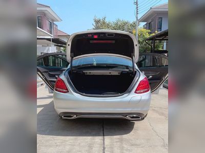 2017 Mercedes-Benz C350e - used.thaimotorshow.com