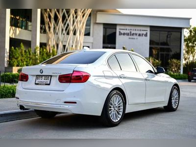 2017 BMW 320d - used.thaimotorshow.com