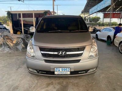 2011 Hyundai H1 2.5 deluxe - used.thaimotorshow.com