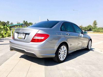 2013 Mercedes-Benz C200 - used.thaimotorshow.com