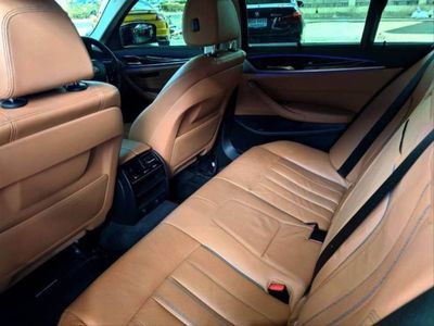 2017 BMW 520d 2.0 LUXURY - used.thaimotorshow.com