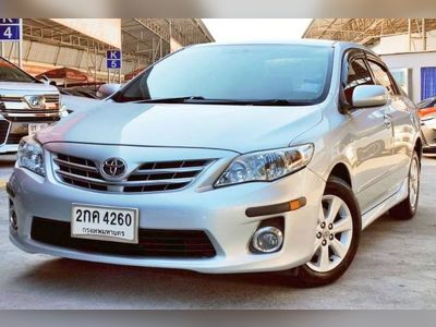 2013 Toyota Altis 1.6 E - used.thaimotorshow.com