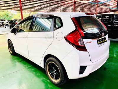 2017 Honda Jazz 1.5 - used.thaimotorshow.com