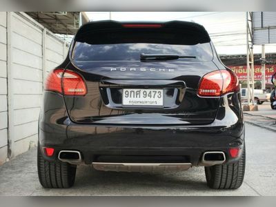 2011 Porsche Cayenne S Hybrid - used.thaimotorshow.com