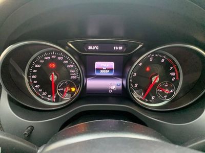 2018 Mercedes-Benz CLA250 - used.thaimotorshow.com