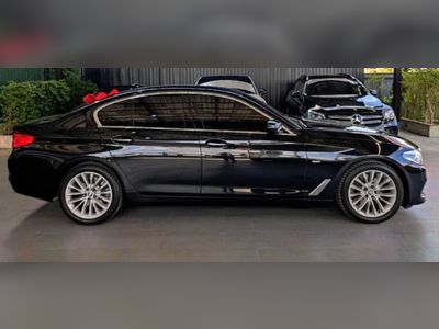 2017 BMW 520d 2.0 LUXURY - used.thaimotorshow.com