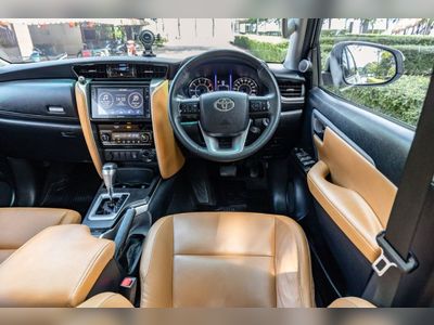 2018 Toyota Fortuner 2.8V 4WD - used.thaimotorshow.com