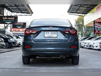 2016 Mazda Mazda2 - used.thaimotorshow.com