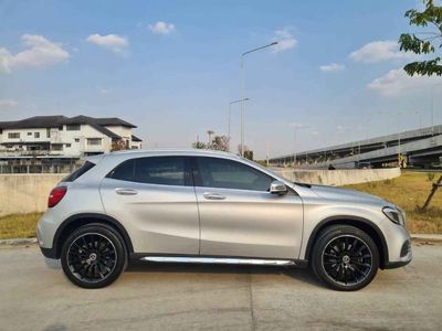 2018 Mercedes-Benz GLA250 - used.thaimotorshow.com