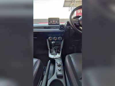 2015 Mazda2 1.3 Skyactive - used.thaimotorshow.com