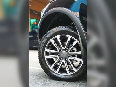 2019 Ford Everest Titanium+ 4x4 Bi-Turbo - used.thaimotorshow.com