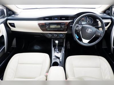 2014 Toyota Corolla Altis 1.6 G - used.thaimotorshow.com