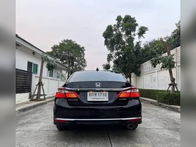 2017 Honda Accord 2.0 EL - used.thaimotorshow.com