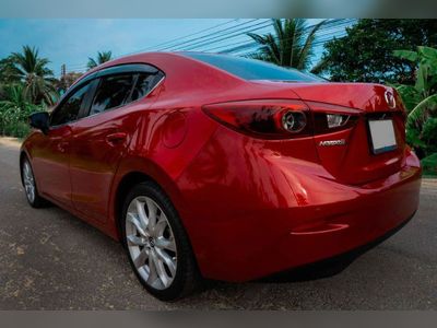 2015 Mazda Mazda3 - used.thaimotorshow.com