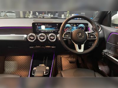 2020 Mercedes-Benz GLB 200 progressive - used.thaimotorshow.com