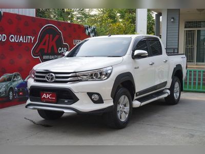 2017 TOYOTA HILUX REVO DOUBLE CAB 2.4 E Prerunner A/T - used.thaimotorshow.com