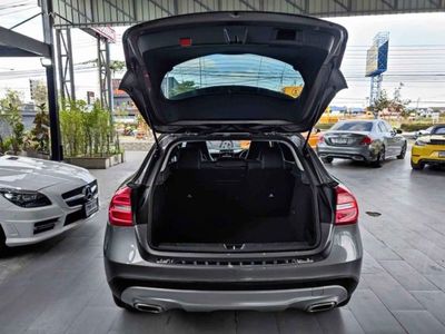 2015 Mercedes-Benz GLA200 - used.thaimotorshow.com