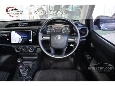 2015 Toyota Hilux Revo 2.4E - used.thaimotorshow.com