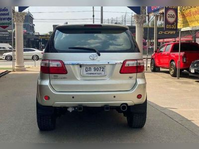 2010 Toyota Fortuner 2.7 V - used.thaimotorshow.com