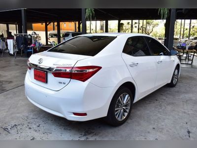 2016 Toyota Corolla Altis - used.thaimotorshow.com