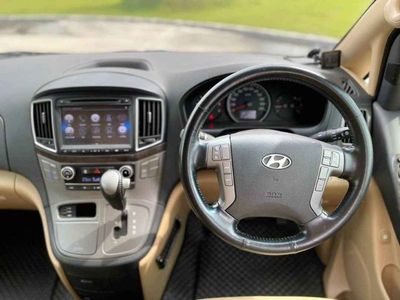 2018 Hyundai H1 2.5 deluxe - used.thaimotorshow.com